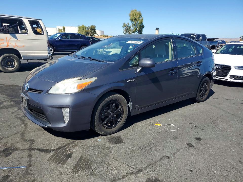 Foto 1 de la subasta – 2013 TOYOTA PRIUS con VIN JTDKN3DU0D5589858