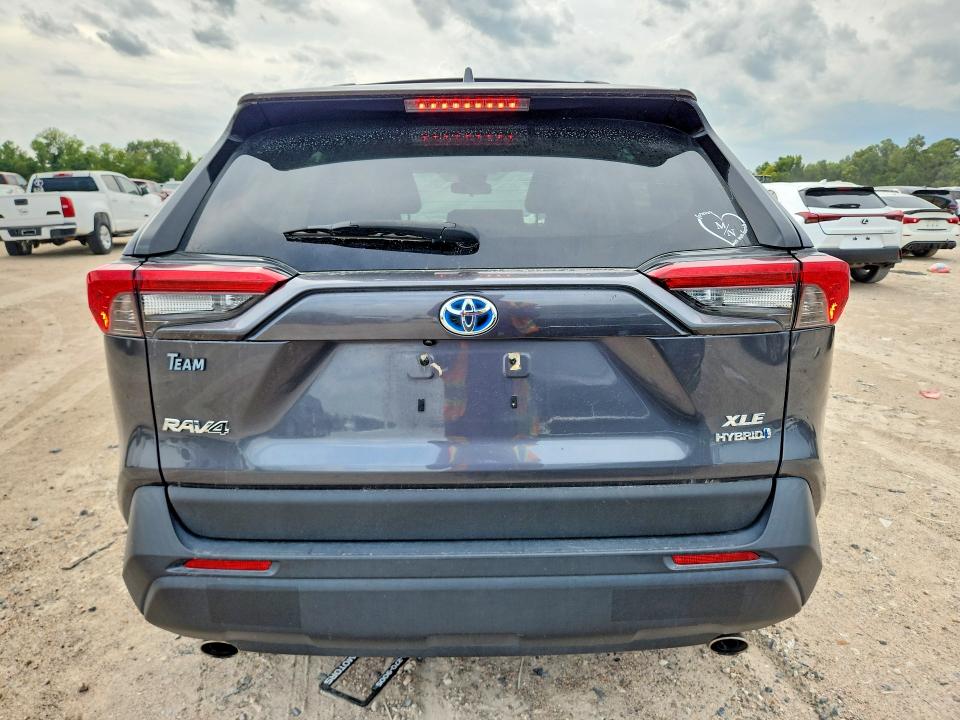 Photo 6 from auction – 2023 TOYOTA RAV4 with VIN JTMB6RFV7PD106348