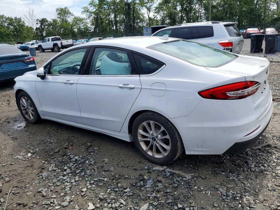 Photo 2 from auction – 2020 FORD FUSION with VIN 3FA6P0HD7LR104976