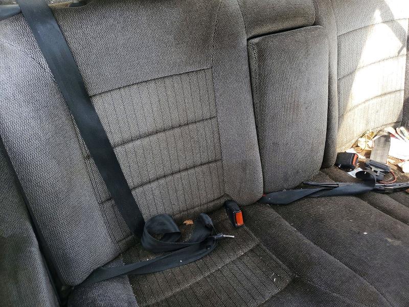 Снимка 10 от търг – 1987 VOLKSWAGEN JETTA с VIN WVWGA9169HW595491