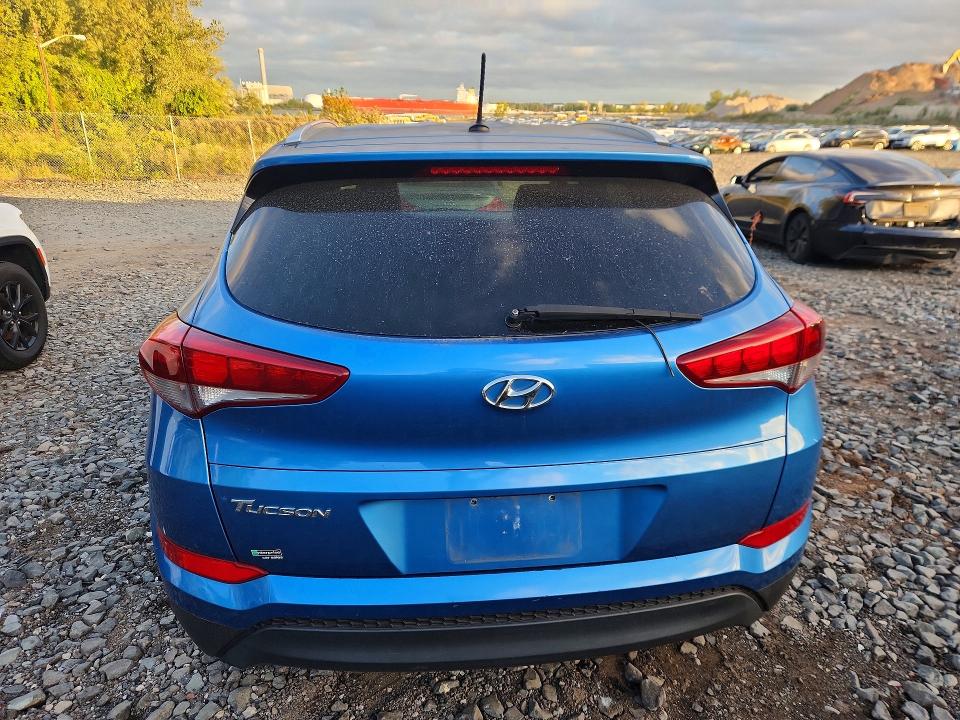 Photo 6 from auction – 2016 HYUNDAI TUCSON with VIN KM8J33A47GU094715