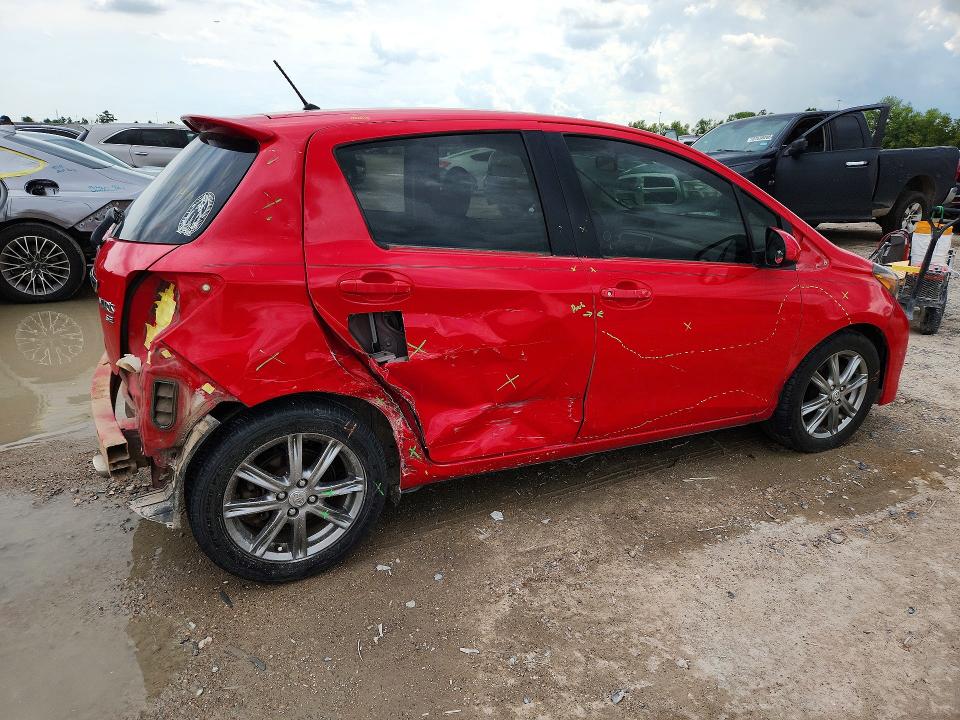 Photo 3 from auction – 2013 TOYOTA YARIS with VIN JTDKTUD3XDD570985