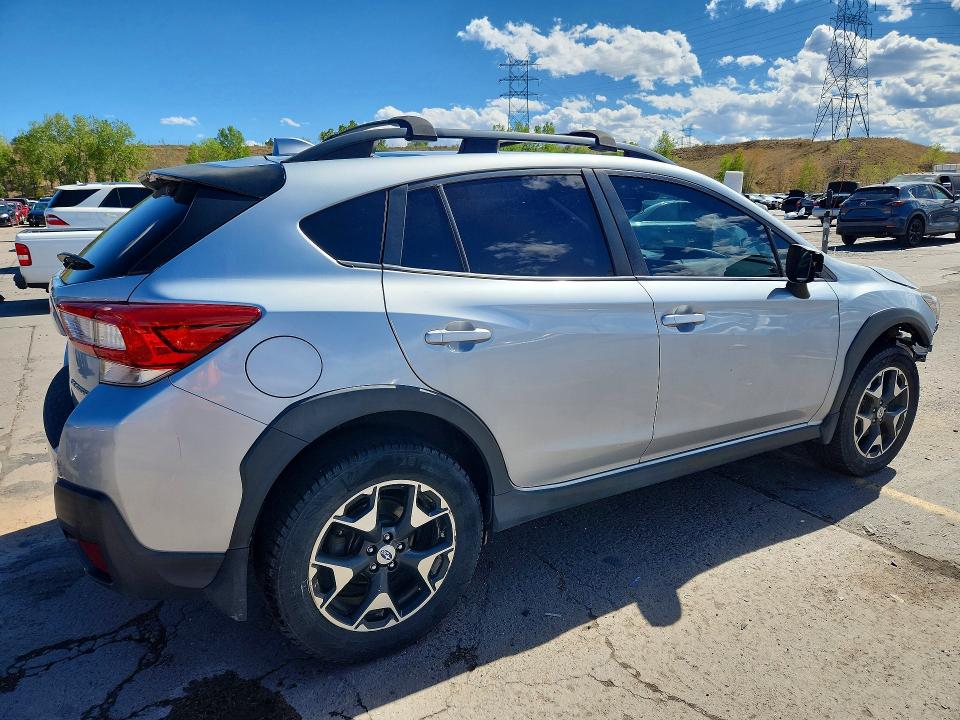 Photo 3 from auction – 2018 SUBARU CROSSTREK with VIN JF2GTADCXJH313996