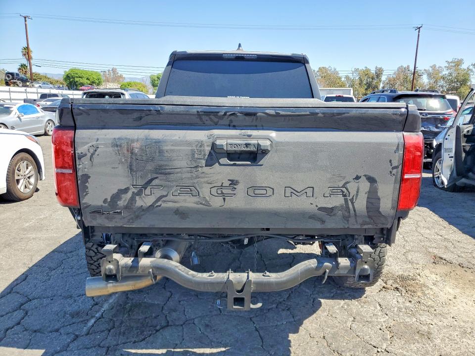 Снимка 6 от търг – 2026 TOYOTA TACOMA с VIN 3TMLB5JN5TM258580