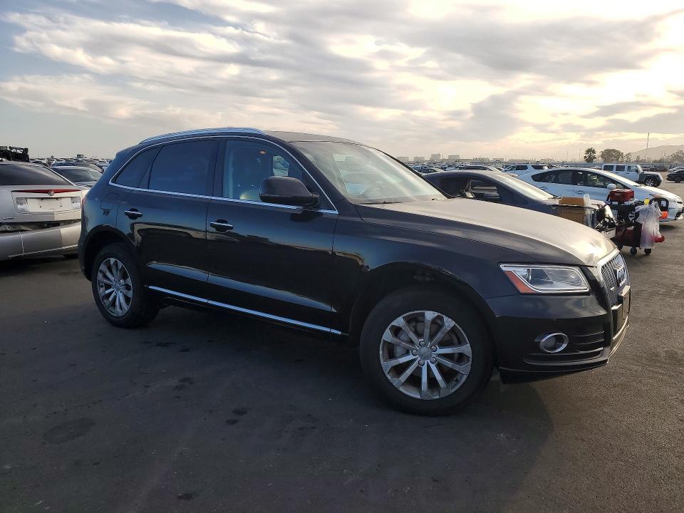 Zdjęcie 4 z aukcji – 2016 AUDI Q5 z VIN WA1C2AFP8GA114053
