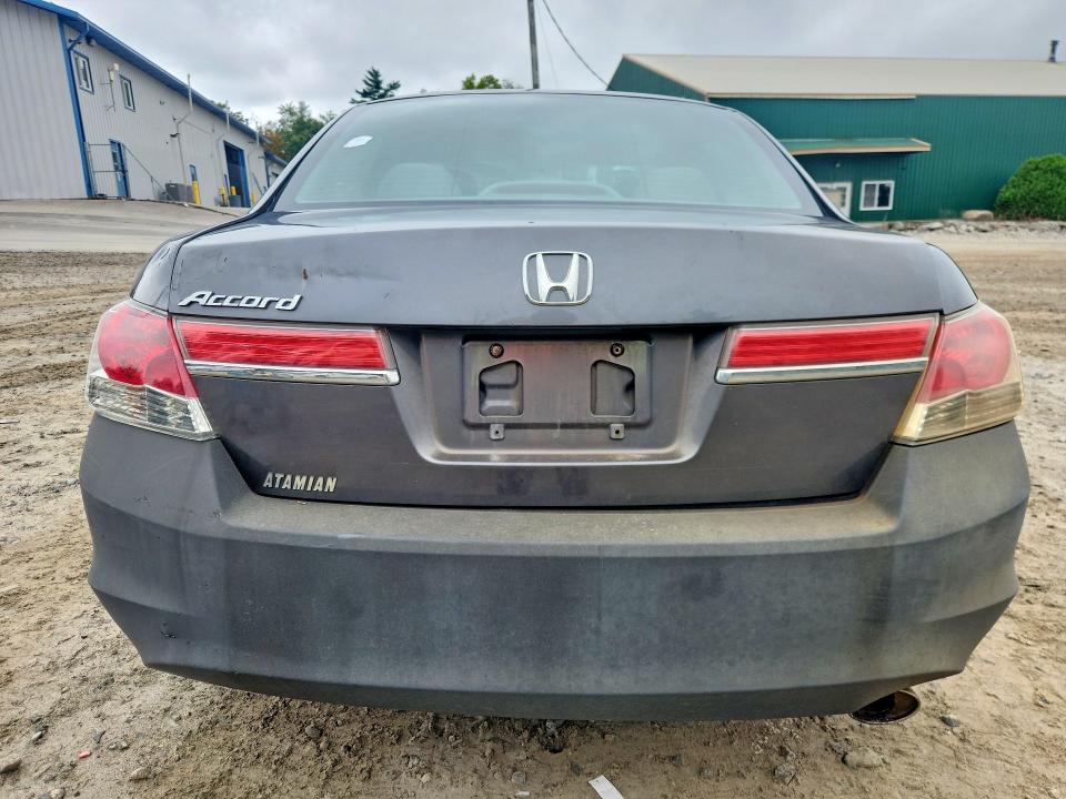 Photo 6 from auction – 2012 HONDA ACCORD with VIN 1HGCP2F48CA012170