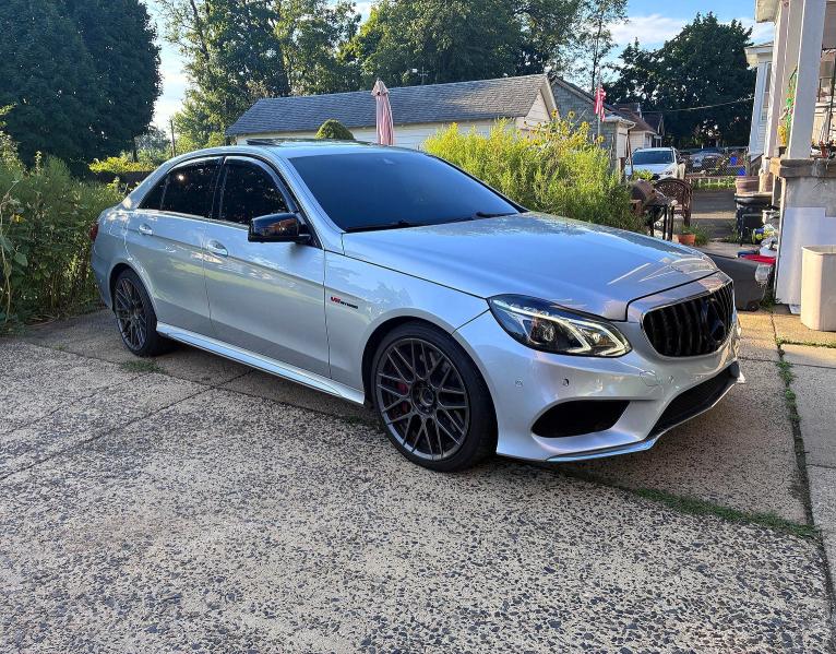 Foto 2 de la subasta – 2014 MERCEDES-BENZ E con VIN WDDHF9BB4EA911153