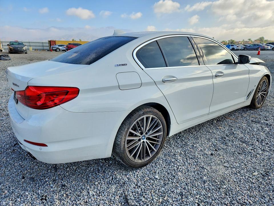 Photo 3 from auction – 2018 BMW 530E with VIN WBAJA9C54JB250423