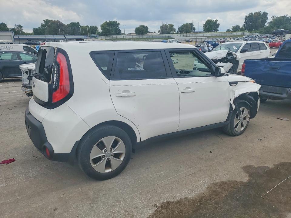 Photo 3 from auction – 2014 KIA SOUL with VIN KNDJN2A29E7085064