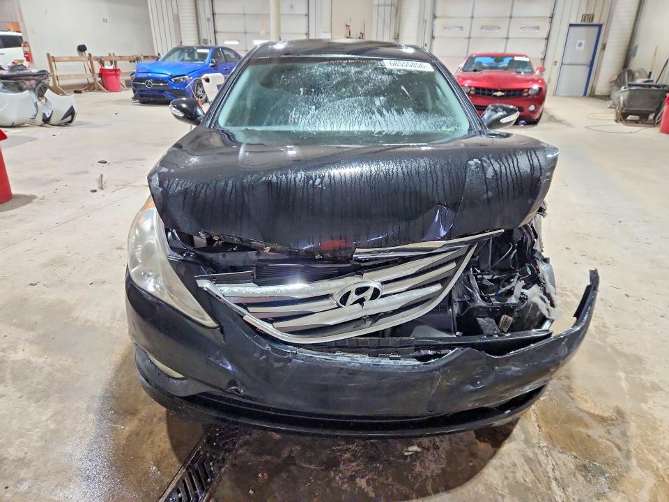 Снимка 5 от търг – 2014 HYUNDAI SONATA с VIN 5NPEC4AB4EH880568