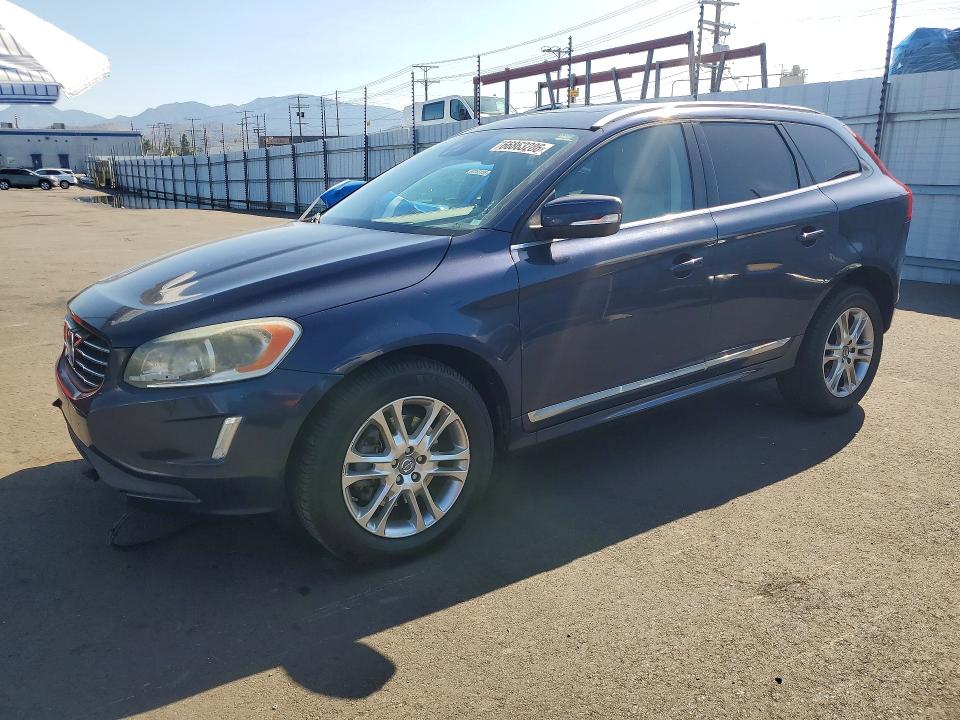 VOLVO XC60 2015 with VIN YV440MDD7F2601454 - Photo from auction