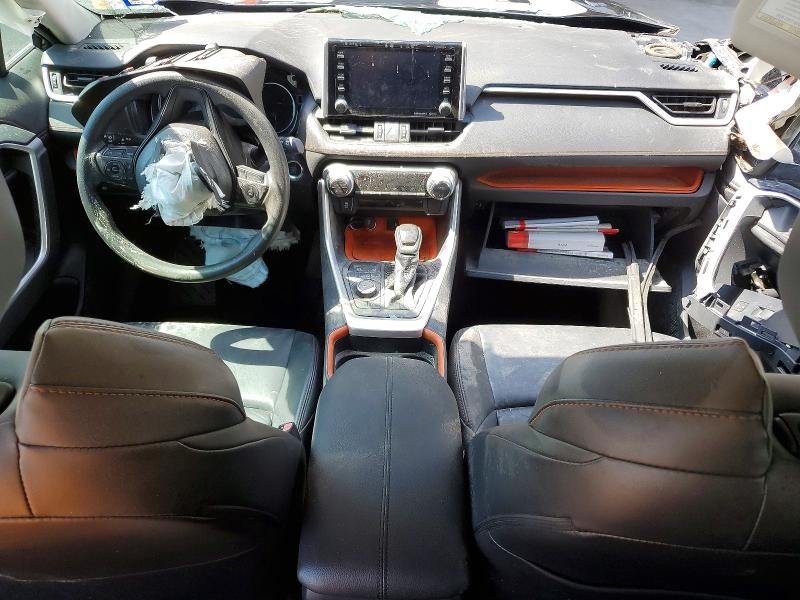 Photo 8 from auction – 2019 TOYOTA RAV4 with VIN 2T3J1RFV8KW042231