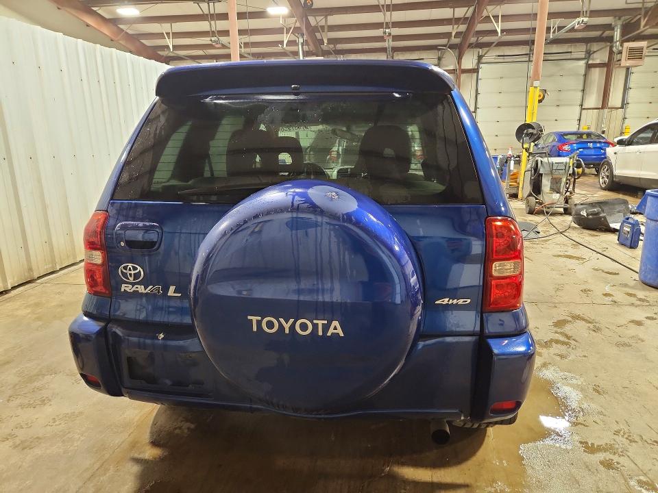 Photo 6 from auction – 2005 TOYOTA RAV4 with VIN JTEHD20V256024850