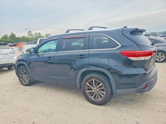 Photo 2 from auction – 2018 TOYOTA HIGHLANDER with VIN 5TDJZRFH3JS555325
