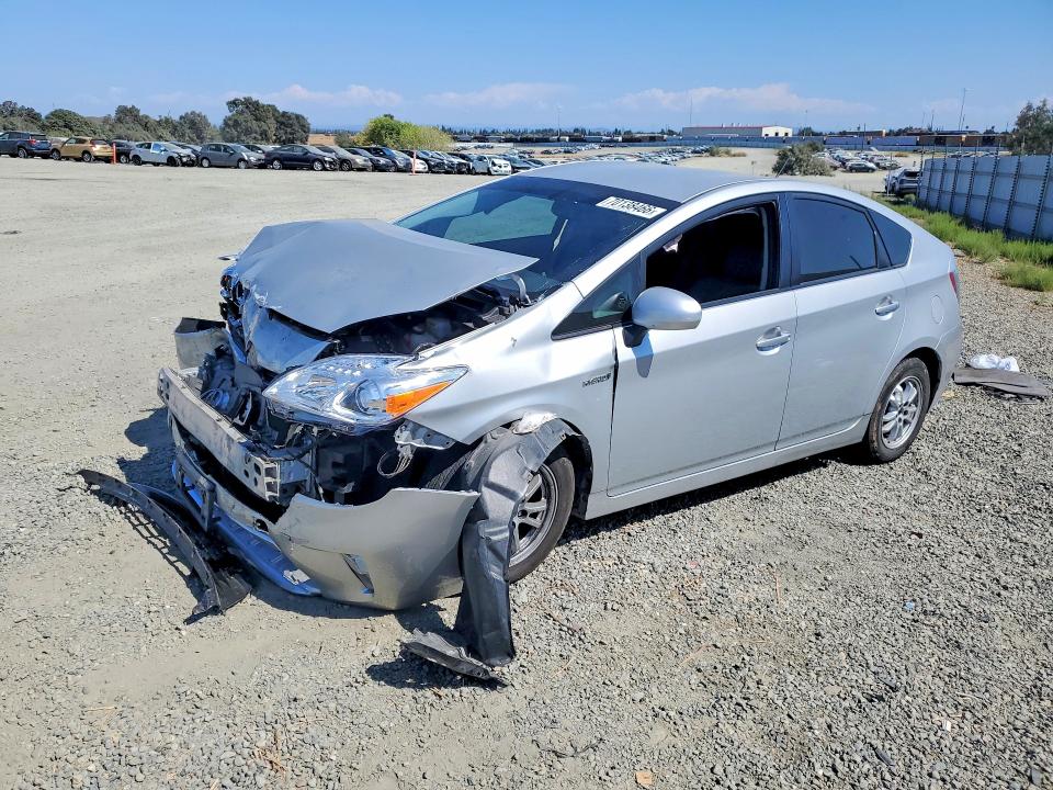 TOYOTA PRIUS 2015 with VIN JTDKN3DU5F0450390 - Photo from auction