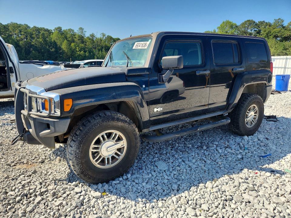 HUMMER H3 2007 with VIN 5GTDN13E378105765 - Photo from auction