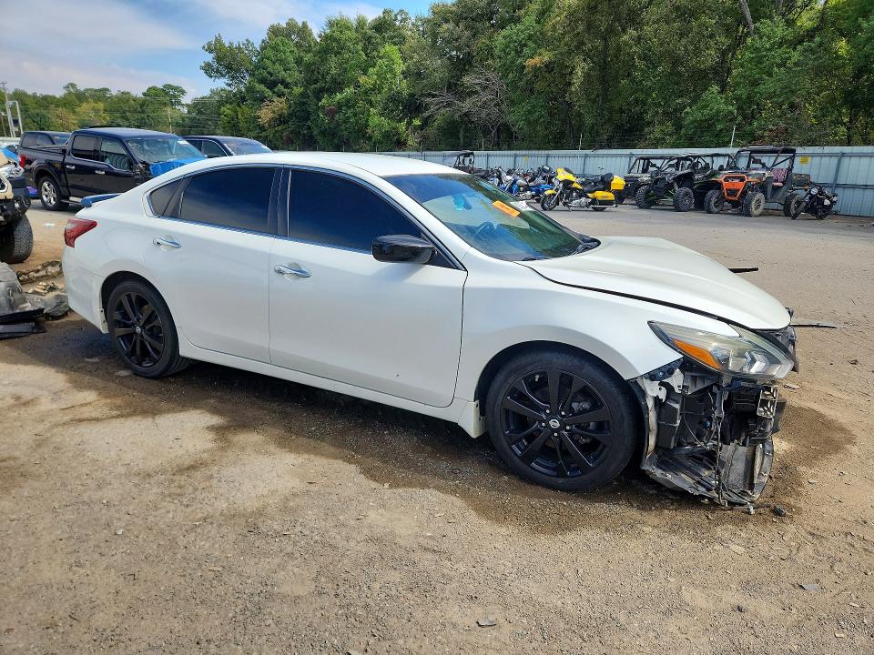 Photo 4 from auction – 2018 NISSAN ALTIMA with VIN 1N4AL3AP5JC182731