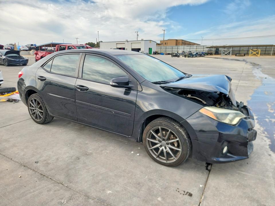 Photo 4 from auction – 2016 TOYOTA COROLLA with VIN 5YFBURHE8GP492195