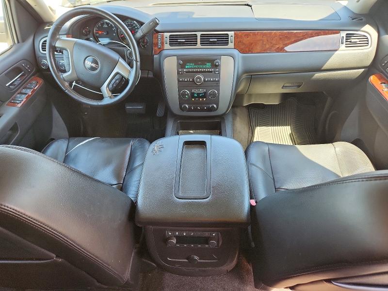 Photo 8 from auction – 2011 GMC YUKON with VIN 1GKS2CE07BR142071