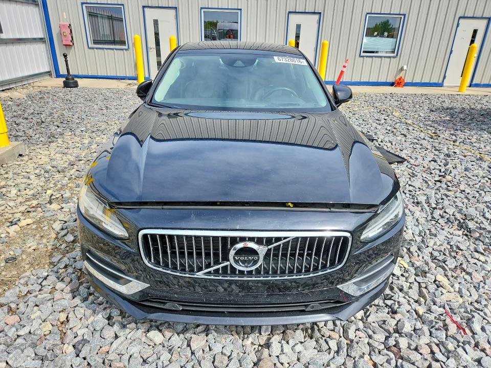 Photo 5 from auction – 2018 VOLVO S90 with VIN LVY992ML0JP029478