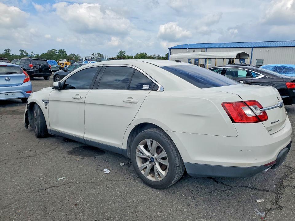 Снимка 2 от търг – 2012 FORD TAURUS с VIN 1FAHP2EW1CG113609