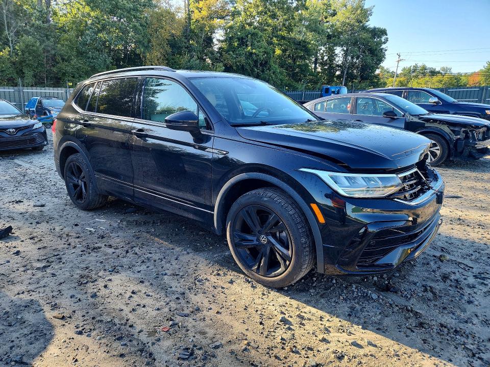 Снимка 4 от търг – 2024 VOLKSWAGEN TIGUAN с VIN 3VV8B7AXXRM009172