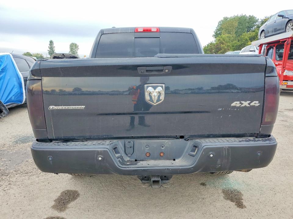 Снимка 6 от търг – 2016 RAM 1500 с VIN 1C6RR7LMXGS300087