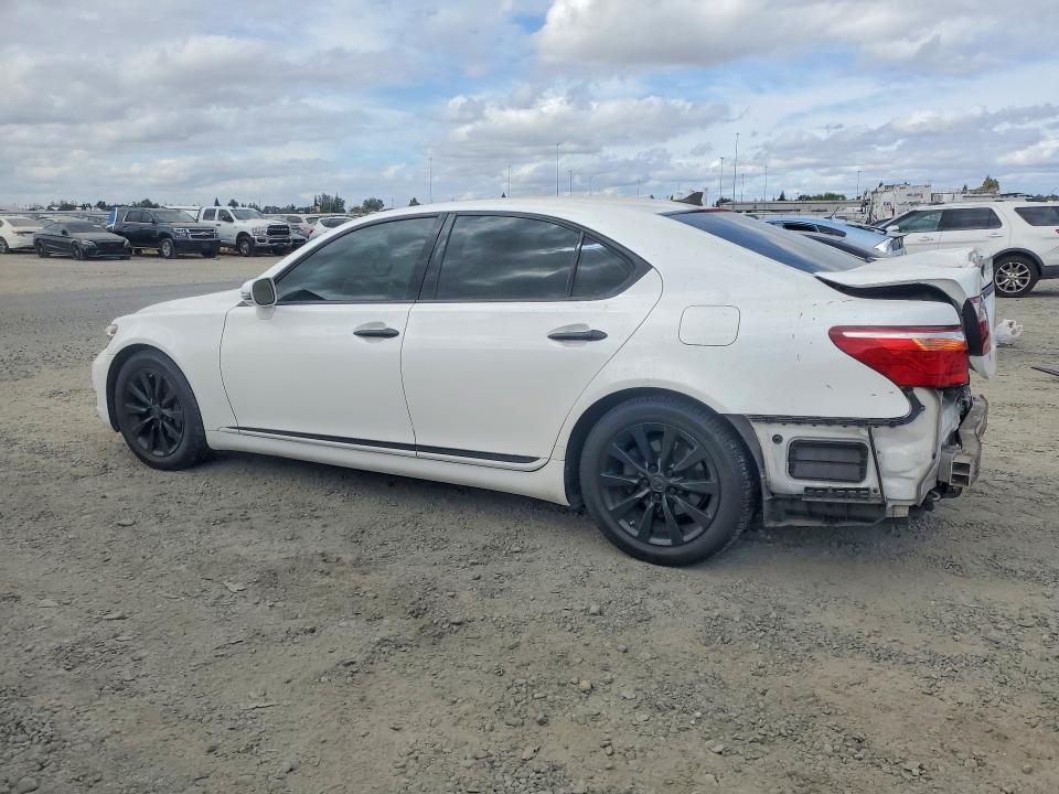 Photo 2 from auction – 2012 LEXUS LS with VIN JTHBL5EF3C5111562