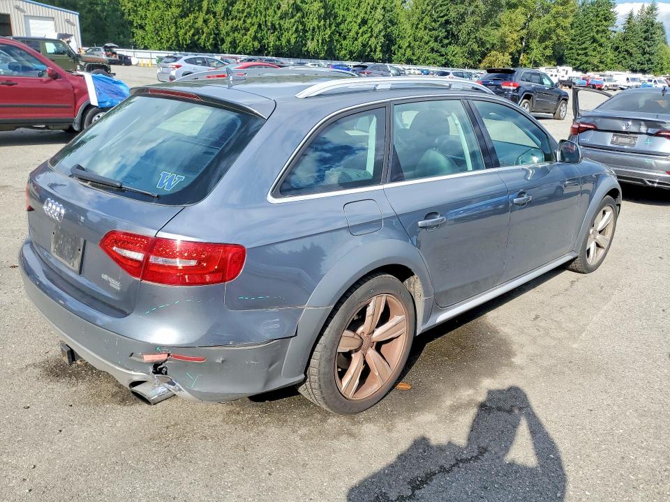 صورة رقم 3 من المزاد - 2013 AUDI A4 ALLROAD مع VIN WA1UFAFL5DA163843