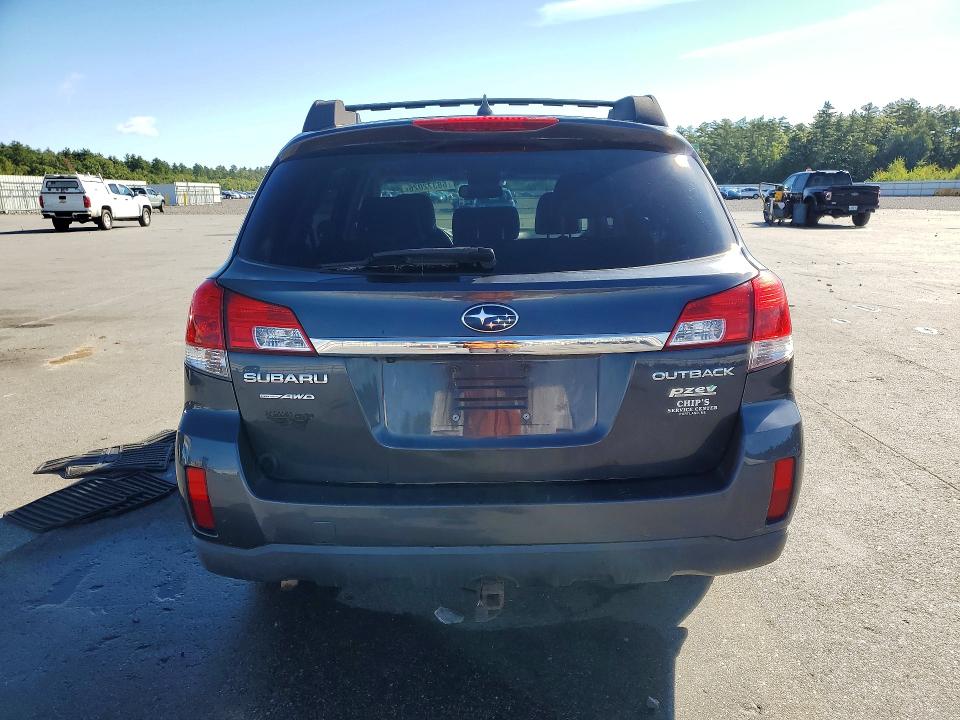 Photo 6 from auction – 2011 SUBARU OUTBACK with VIN 4S4BRBKC7B3435774