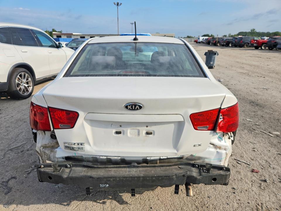 Photo 6 from auction – 2012 KIA FORTE with VIN KNAFU4A25C5624600