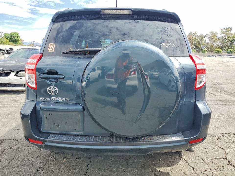 Photo 6 from auction – 2010 TOYOTA RAV4 with VIN 2T3KF4DV7AW038004