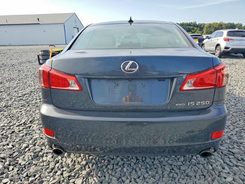 صورة رقم 6 من المزاد - 2011 LEXUS IS مع VIN JTHCF5C26B5047916