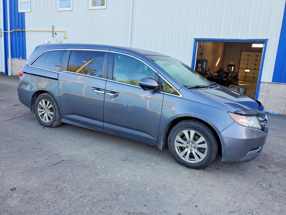 Photo 4 from auction – 2016 HONDA ODYSSEY with VIN 5FNRL5H40GB513408