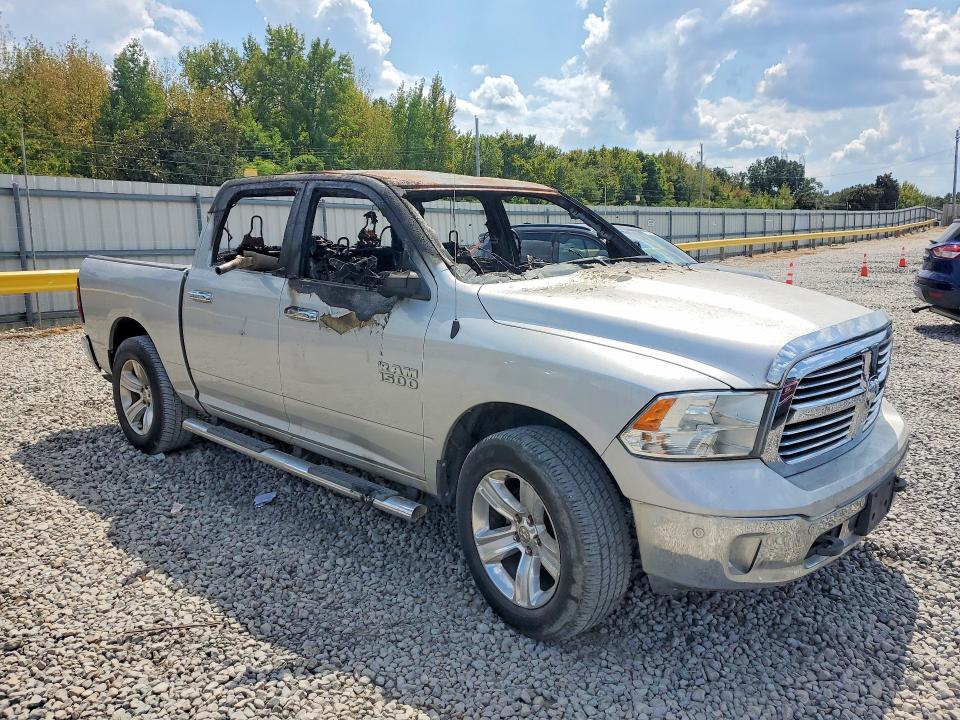 Photo 4 from auction – 2016 RAM 1500 with VIN 1C6RR7LG3GS131640