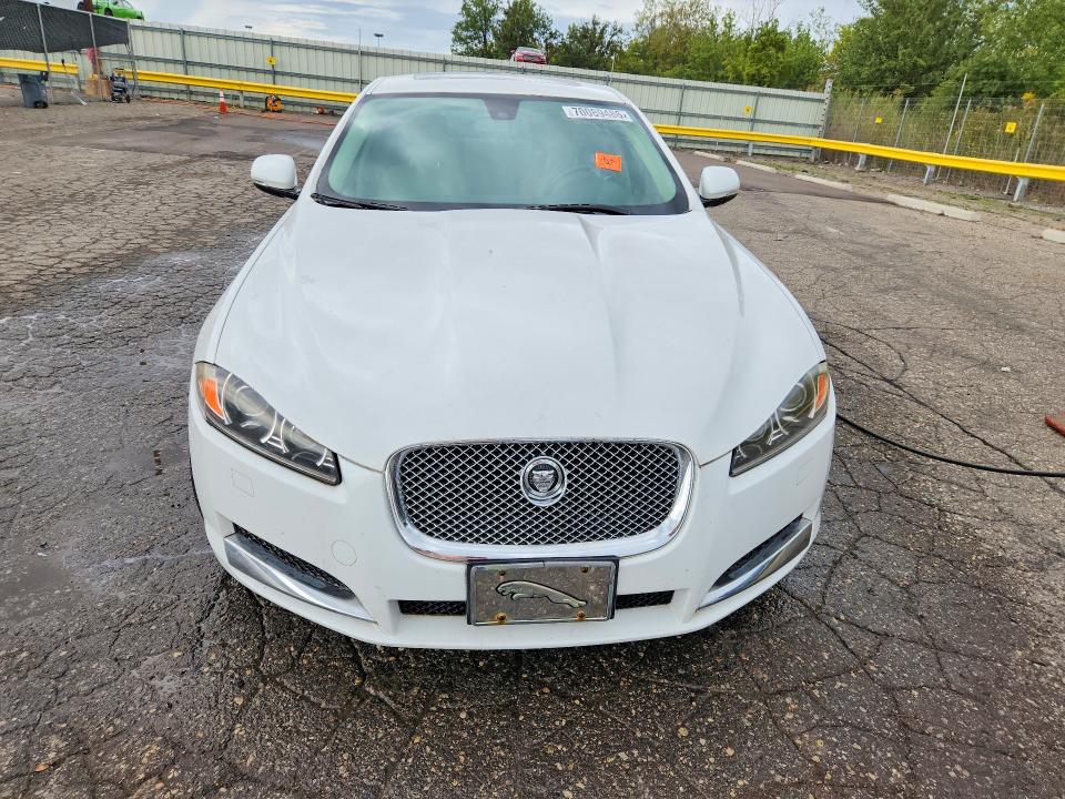 Zdjęcie 5 z aukcji – 2013 JAGUAR XF z VIN SAJWJ0EF1D8S87443