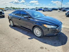 Photo 4 from auction – 2017 FORD FUSION with VIN 3FA6P0LU9HR356677