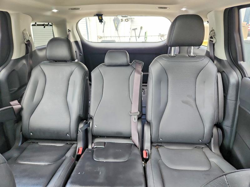 Photo 10 from auction – 2026 KIA CARNIVAL with VIN KNDNE5K38T6565142