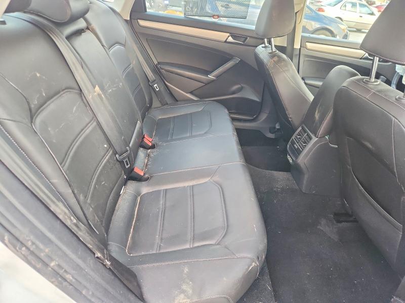 Photo 10 from auction – 2020 VOLKSWAGEN PASSAT with VIN 1VWSA7A36LC015285