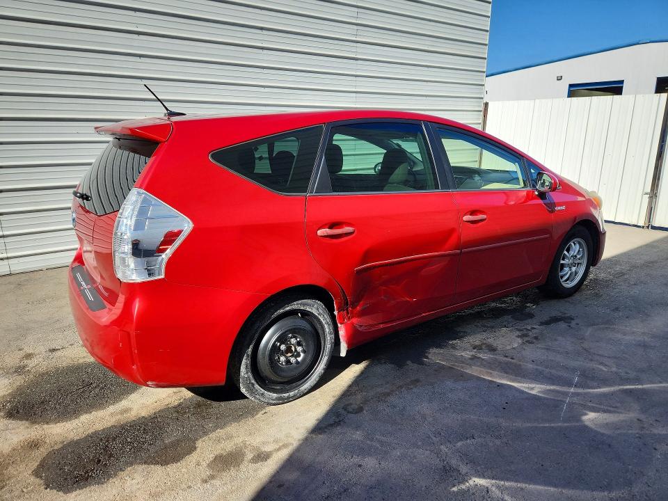 Photo 3 from auction – 2013 TOYOTA PRIUS V with VIN JTDZN3EU4D3264185