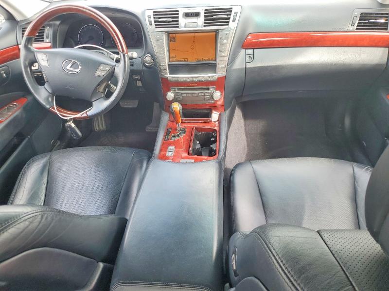صورة رقم 8 من المزاد - 2010 LEXUS LS مع VIN JTHBL5EF7A5101615