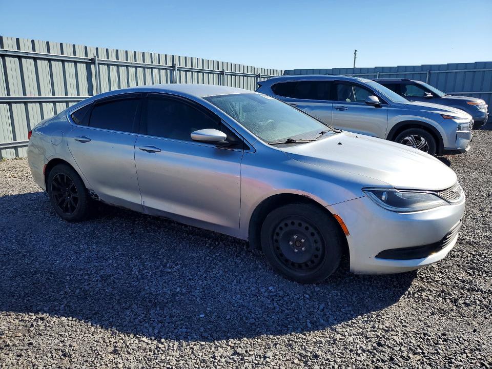 Foto 4 de la subasta – 2016 CHRYSLER 200 con VIN 1C3CCCFB5GN190068