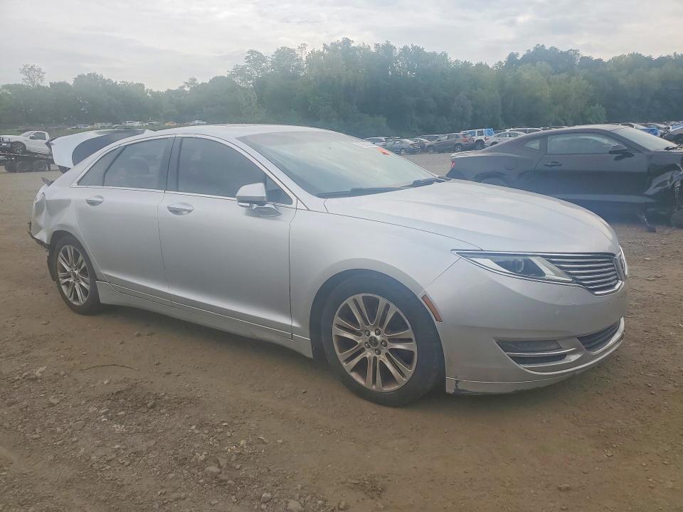 Photo 4 from auction – 2013 LINCOLN MKZ with VIN 3LN6L2J9XDR819500