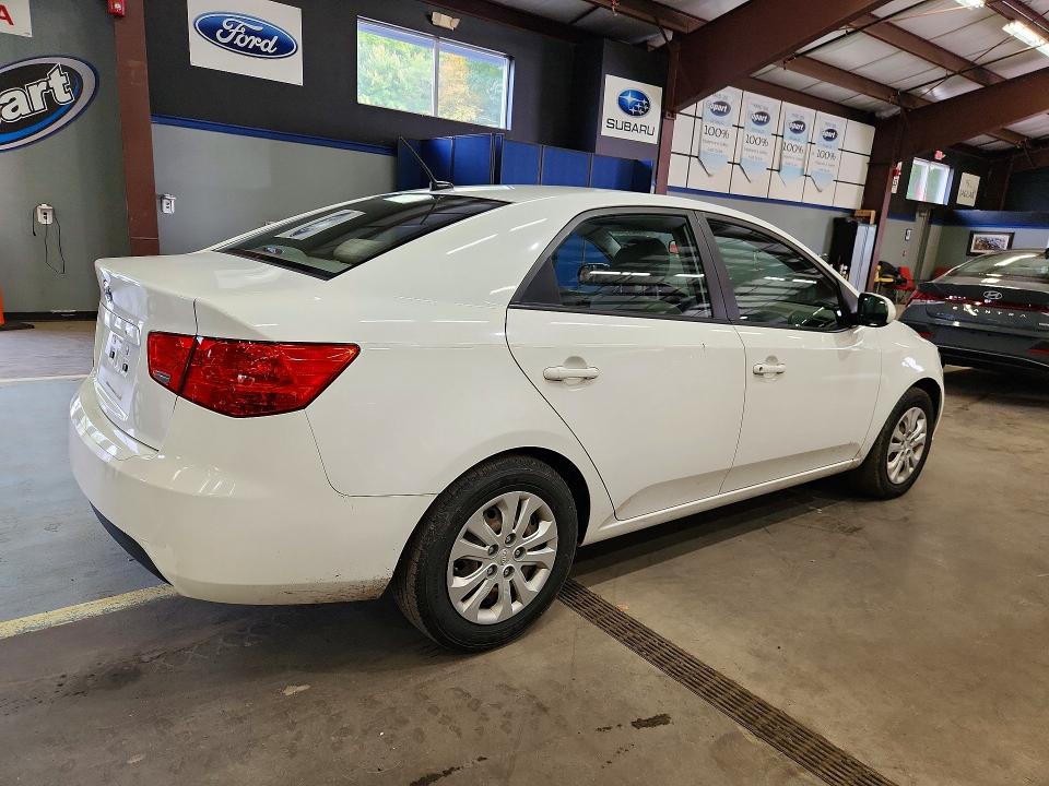 Photo 3 from auction – 2013 KIA FORTE with VIN KNAFT4A20D5715259