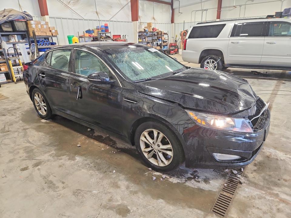 Photo 4 from auction – 2013 KIA OPTIMA with VIN 5XXGN4A70DG232752