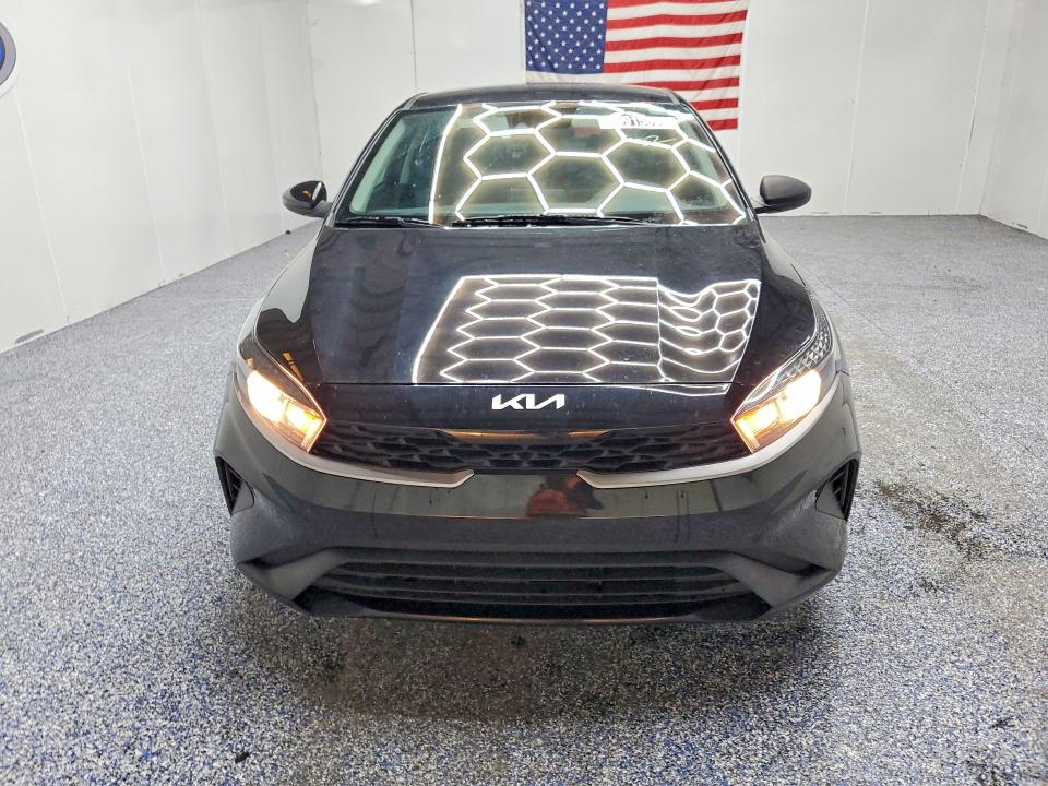 Photo 5 from auction – 2023 KIA FORTE with VIN 3KPF24AD5PE566119