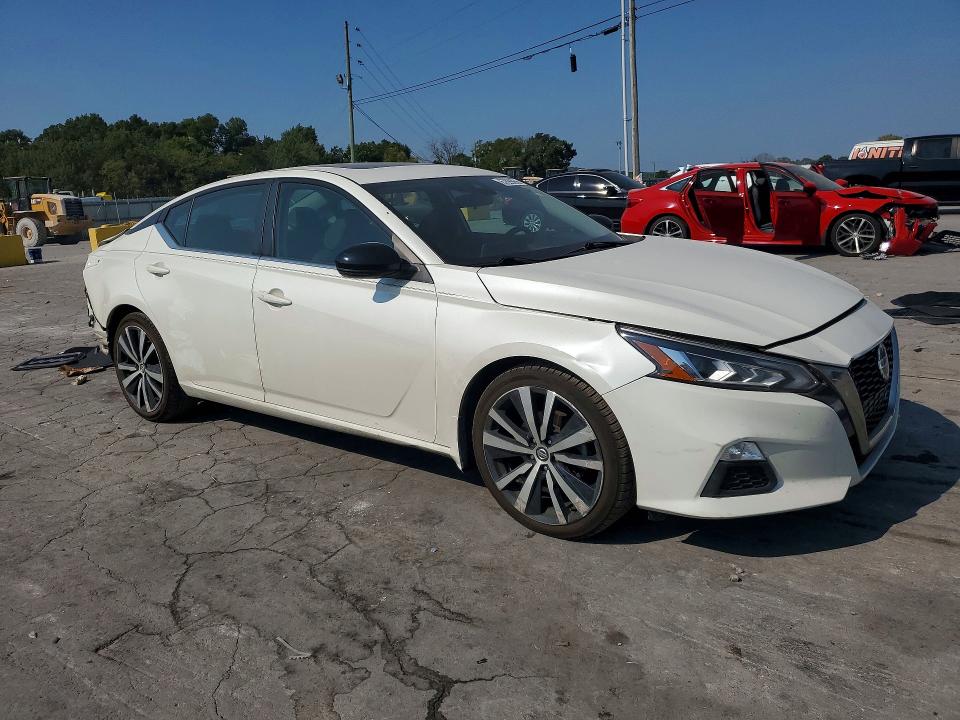 Photo 4 from auction – 2020 NISSAN ALTIMA with VIN 1N4BL4CV0LC137026