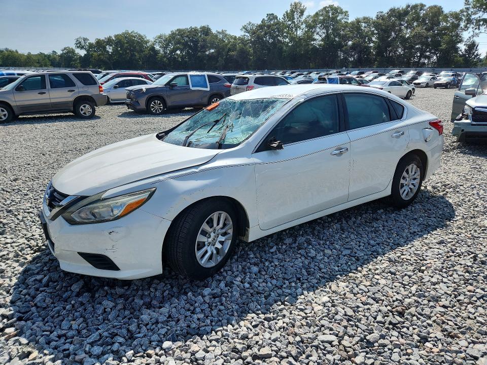 NISSAN ALTIMA 2016 с VIN 1N4AL3AP0GN355763 - Снимка от търг