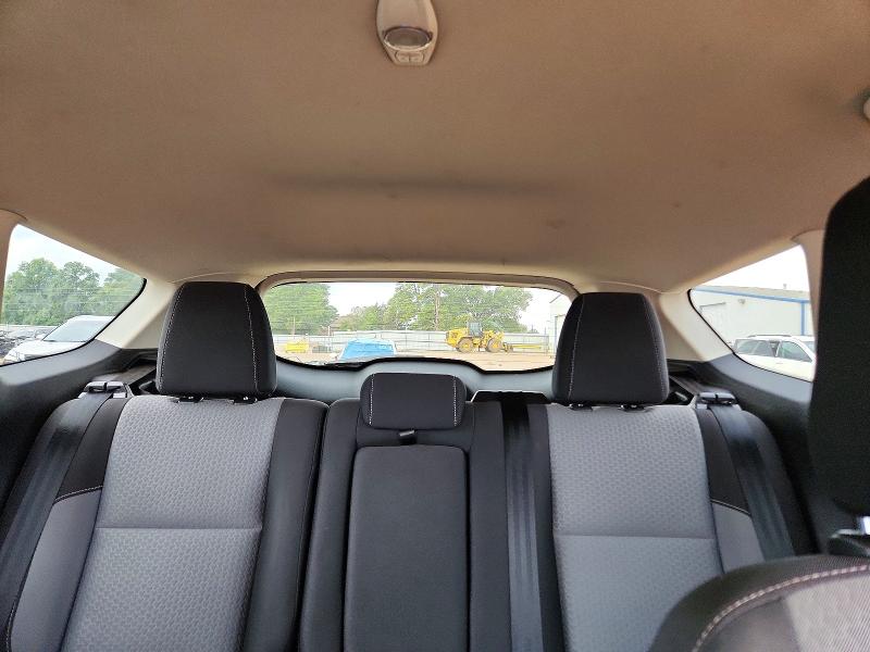 Photo 10 from auction – 2018 FORD ESCAPE with VIN 1FMCU0GD6JUD28927
