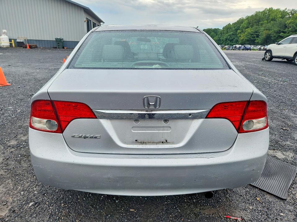 Photo 6 from auction – 2010 HONDA CIVIC with VIN 2HGFA1F50AH330364